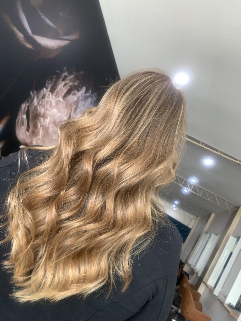 Wavy hair blow dry melbourne St Kilda hair colour colour specialist Mark L in St Kilda Melbourne answers What is Toner. He assures that toner is not a waste of money and how it can be used.